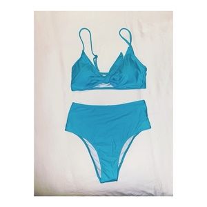 AMAZON Teal two piece bikini never been worn! Size medium